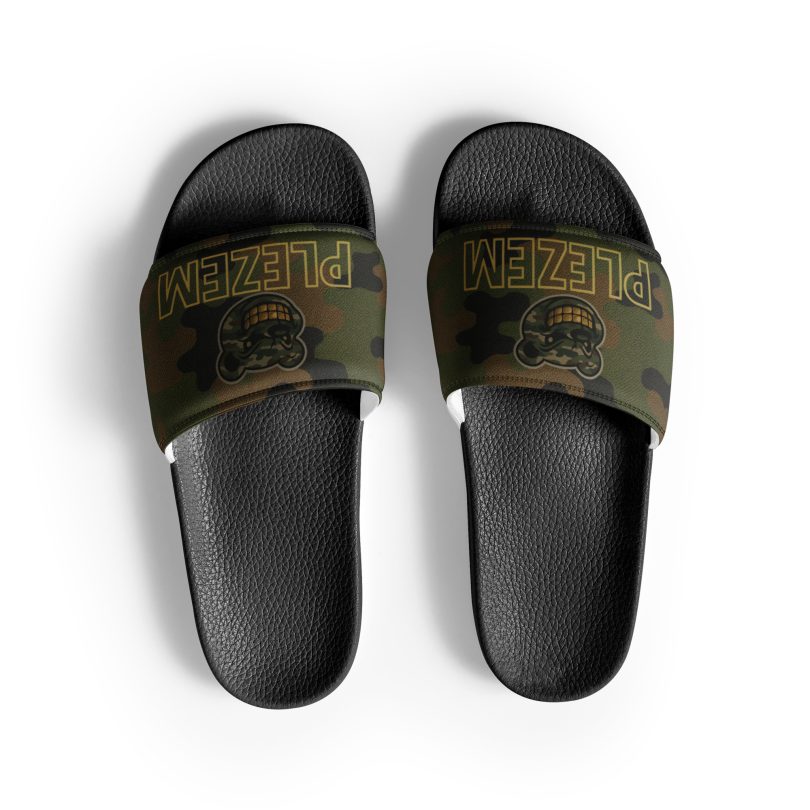 The Camo Men’s slides